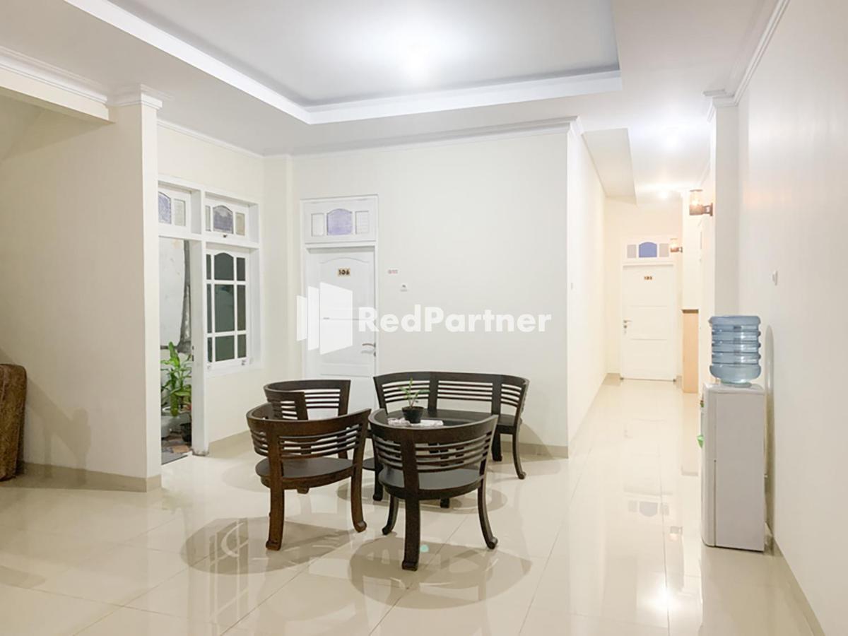 Reddoorz Syariah At Hotel Nuri Indah Dongkelan Yogyakarta بانتول المظهر الخارجي الصورة