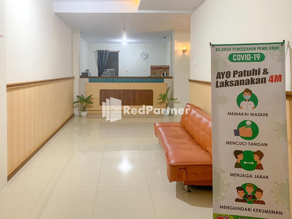 Reddoorz Syariah At Hotel Nuri Indah Dongkelan Yogyakarta بانتول المظهر الخارجي الصورة