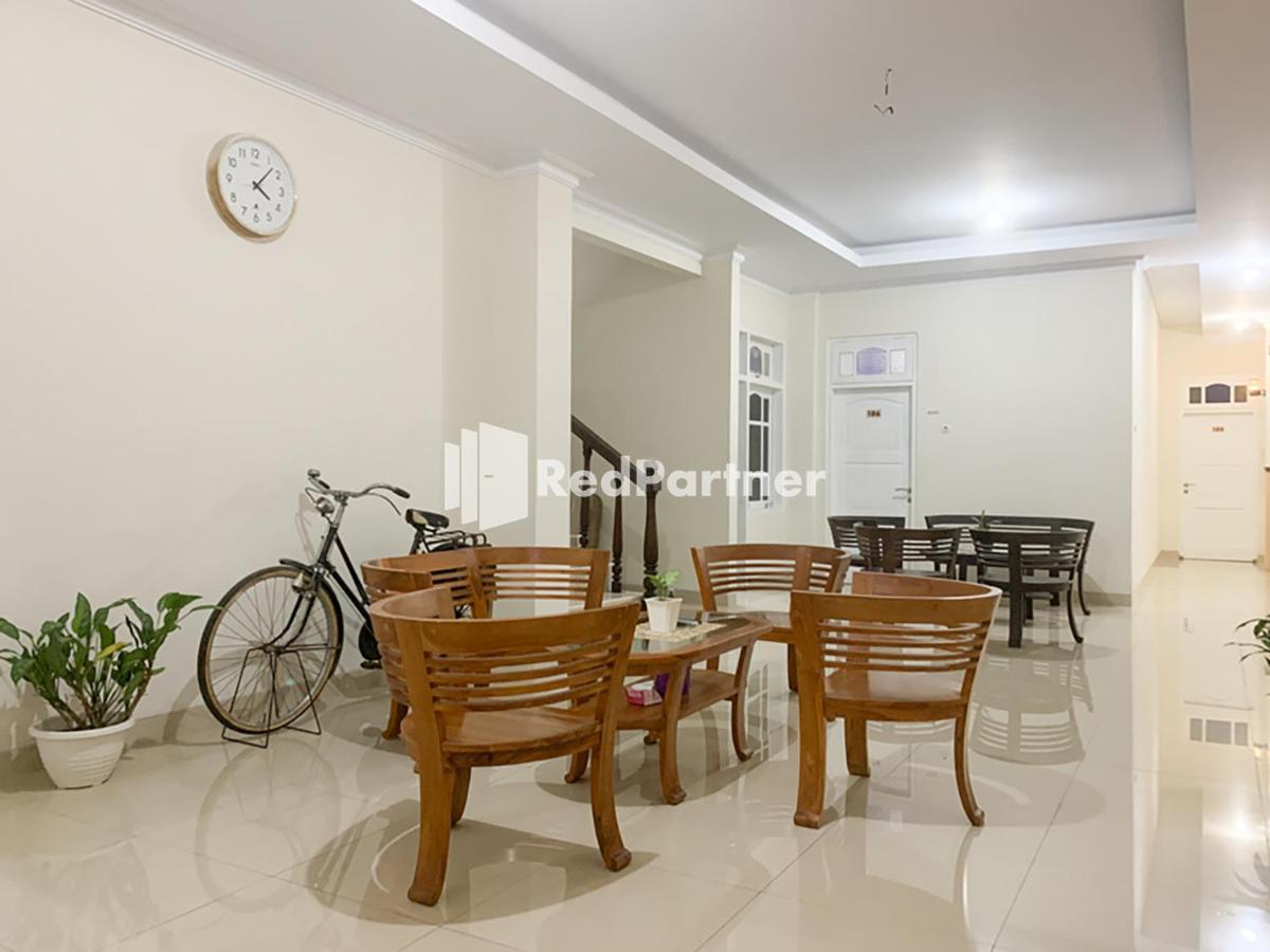 Reddoorz Syariah At Hotel Nuri Indah Dongkelan Yogyakarta بانتول المظهر الخارجي الصورة